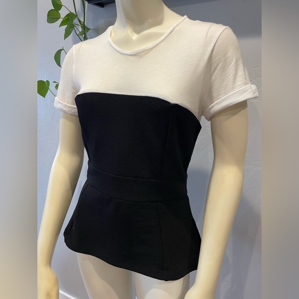 Zara Black and White Short Sleeve peplum Top Sz M